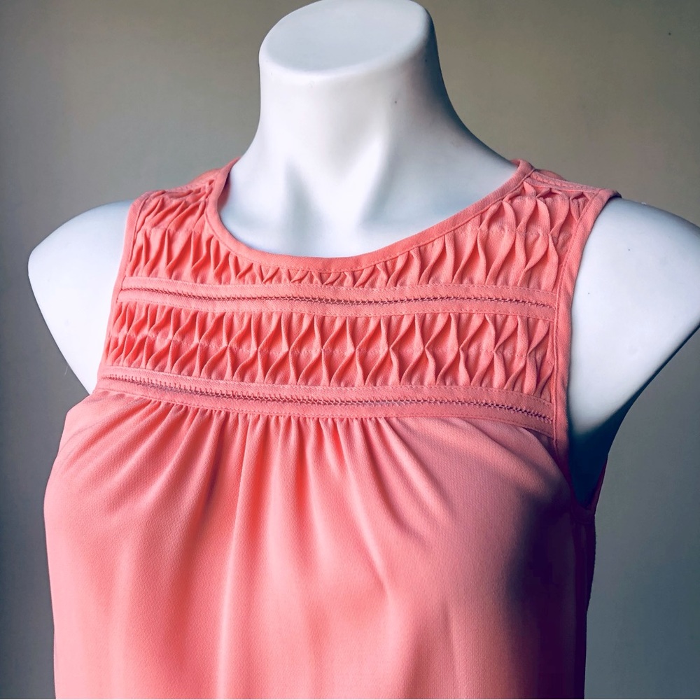 🌼 ELLE Light Coral Smocked Sleeveless Blouse, XS